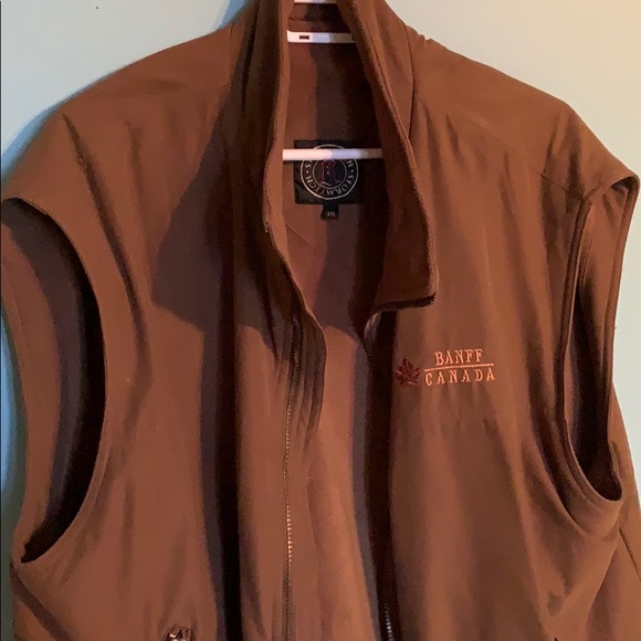BANFF CANADA Brown Vest $40! - Picture 2 of 4